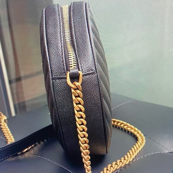 Black Round Crossbody with Gold Chain - Picture 5 of 6